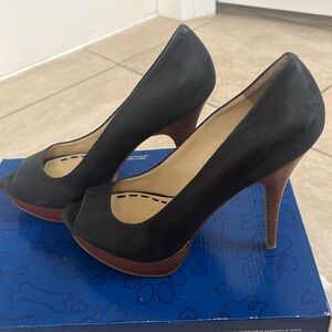 Enzo Angiolini Black Suede Platform Heels Open Toe